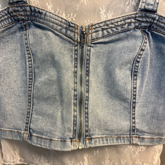 Wild Fable denim and lace crop top - Picture 6 of 6